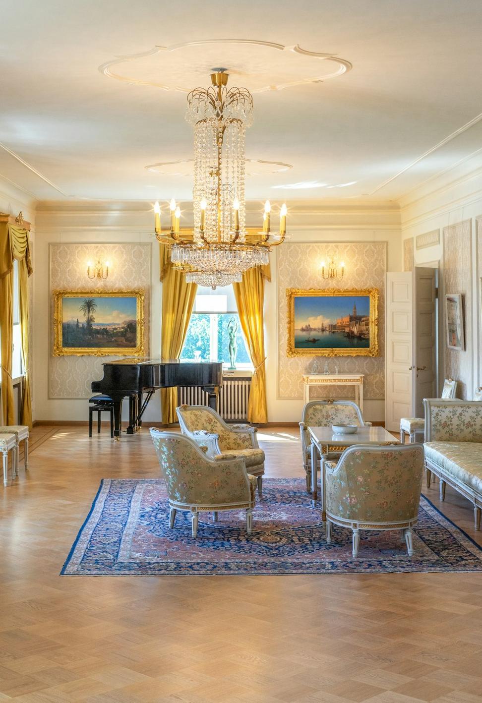 Presidential Suite